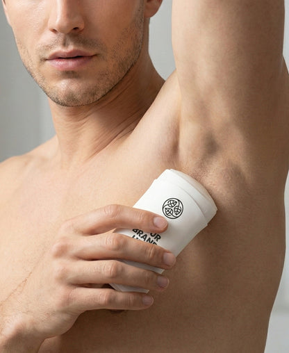 Deodorant Natural cu Lemn de Santal – 75 g.